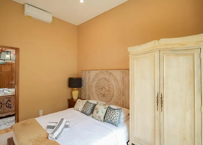 Spacious 2 Bedroom Cozy, Quiet & Comfortable With A Private Pool Villa *
