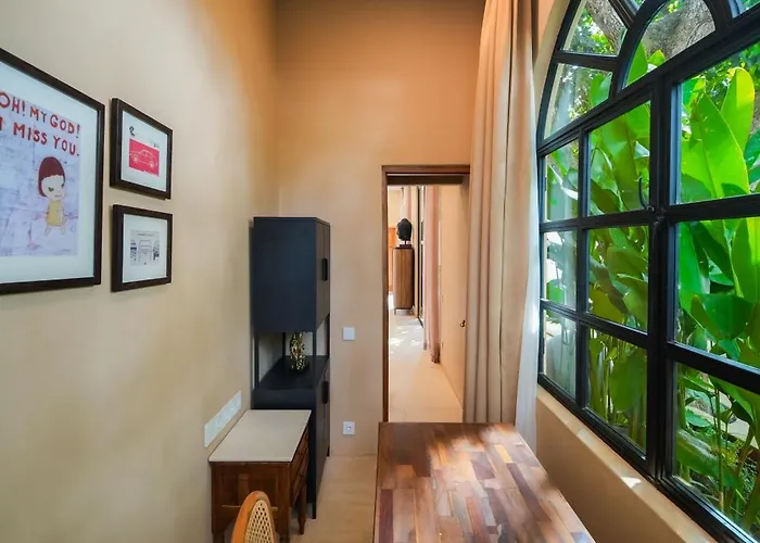Spacious 2 Bedroom Cozy, Quiet & Comfortable With A Private Pool