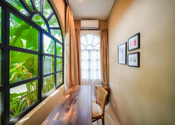 Spacious 2 Bedroom Cozy, Quiet & Comfortable With A Private Pool Villa *