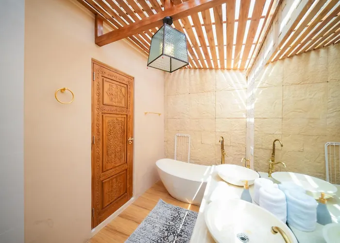 Spacious 2 Bedroom Cozy, Quiet & Comfortable With A Private Pool * Jimbaran (Bali)