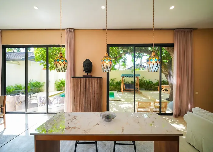 Spacious 2 Bedroom Cozy, Quiet & Comfortable With A Private Pool Villa Jimbaran (Bali)