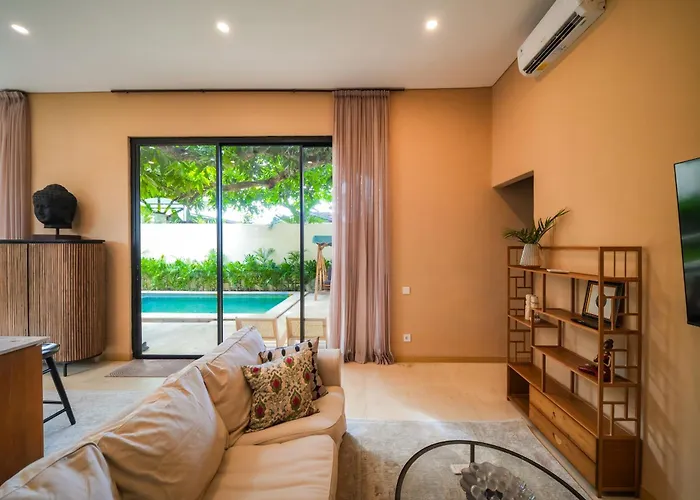 Villa Spacious 2 Bedroom Cozy, Quiet & Comfortable With A Private Pool *