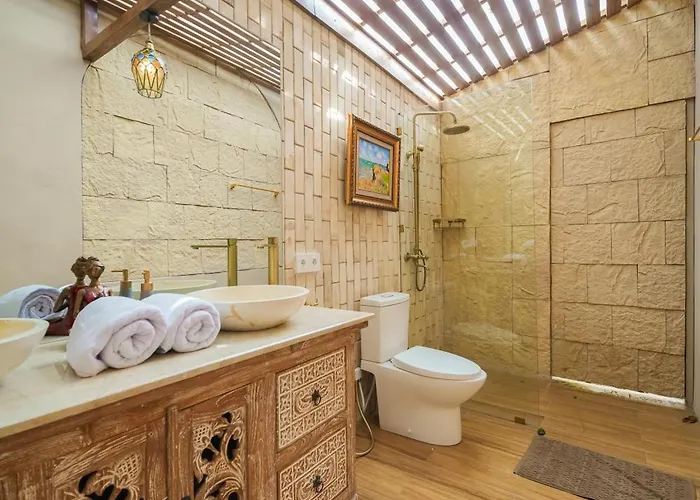 Spacious 2 Bedroom Cozy, Quiet & Comfortable With A Private Pool Villa