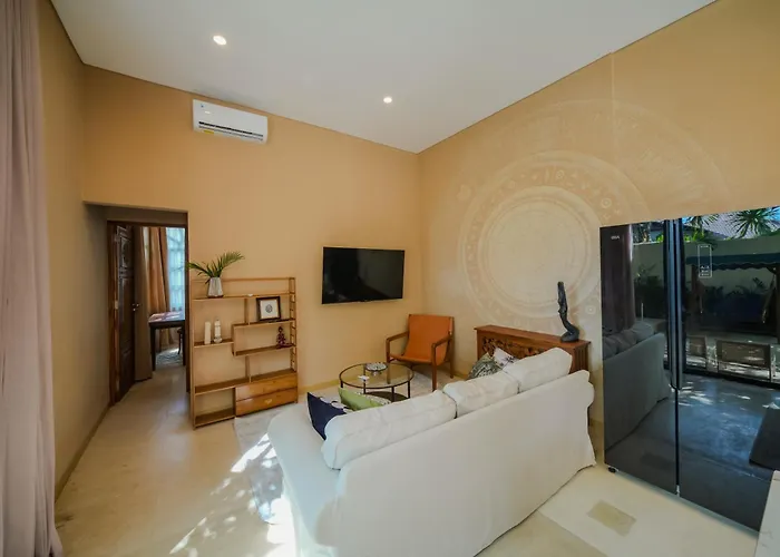 Spacious 2 Bedroom Cozy, Quiet & Comfortable With A Private Pool Jimbaran (Bali)